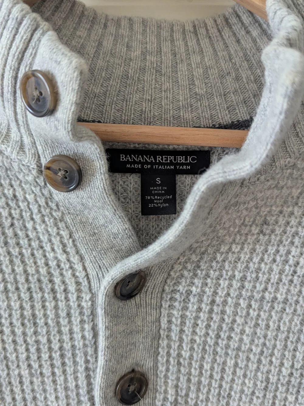 Banana Republic Men's Light Gray Zip-Up Knit Sweater